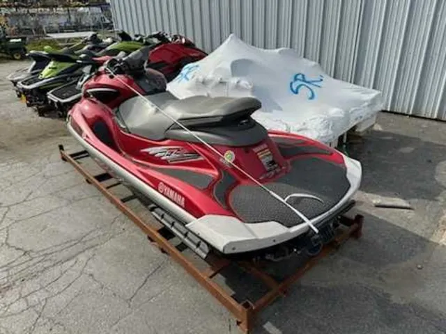 Slide: The Image of Yamaha FZS 2009 - 1