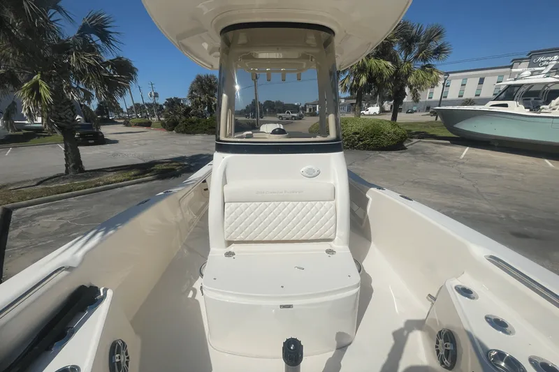 Slide: The Image of Grady-White 251 CE 2025 - 14