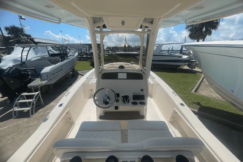 Slide: The Image of Grady-White 251 CE 2025 - 19