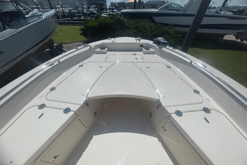 Slide: The Image of Grady-White 251 CE 2025 - 22