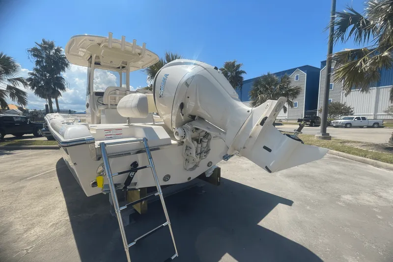 Slide: The Image of Grady-White 251 CE 2025 - 24