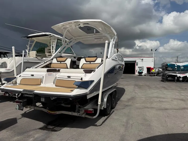 Slide: The Image of Yamaha 275SDX 2023 - 3