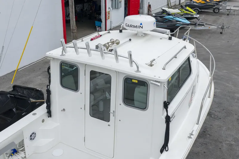 Slide: The Image of Parker Marine 2520 XLD 2022 - 9