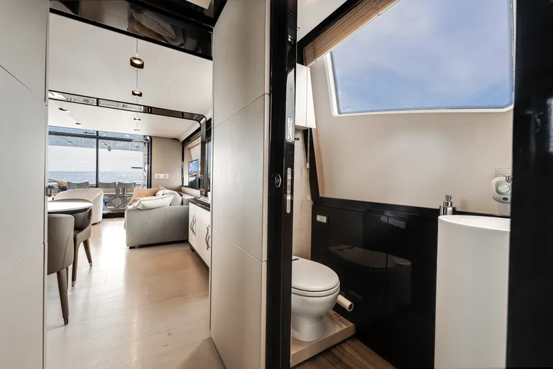 Slide: The Image of Azimut 80 FLYBRIDGE 2017 - 20