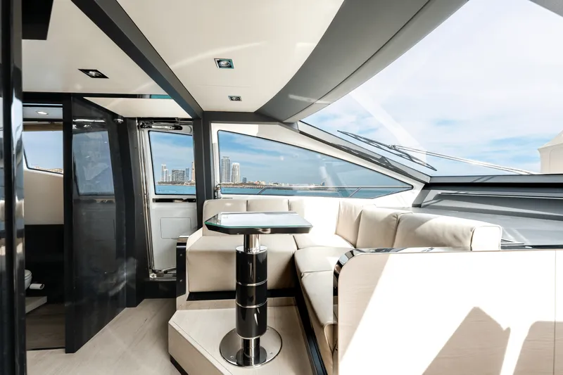 Slide: The Image of Azimut 80 FLYBRIDGE 2017 - 24