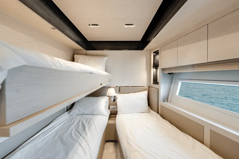 Slide: The Image of Azimut 80 FLYBRIDGE 2017 - 46