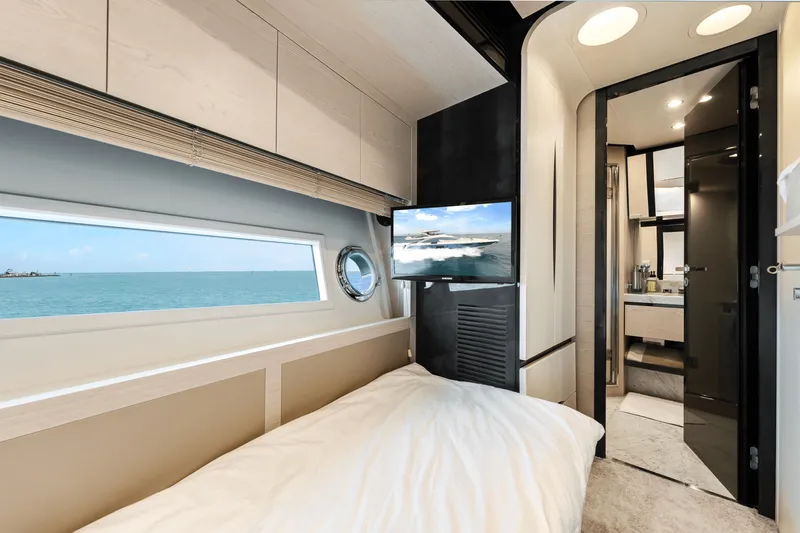 Slide: The Image of Azimut 80 FLYBRIDGE 2017 - 47