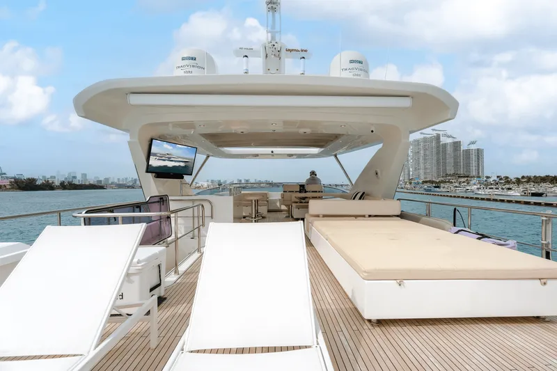 Slide: The Image of Azimut 80 FLYBRIDGE 2017 - 49