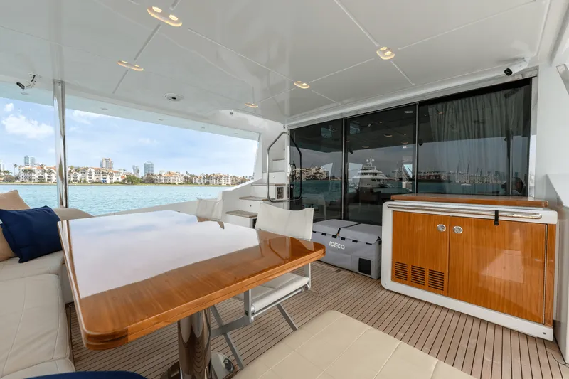 Slide: The Image of Azimut 80 FLYBRIDGE 2017 - 8