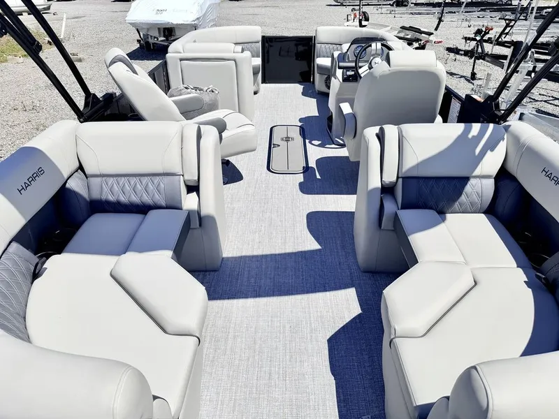 Slide: The Image of Harris Cruiser 210 CWDH 2026 - 22