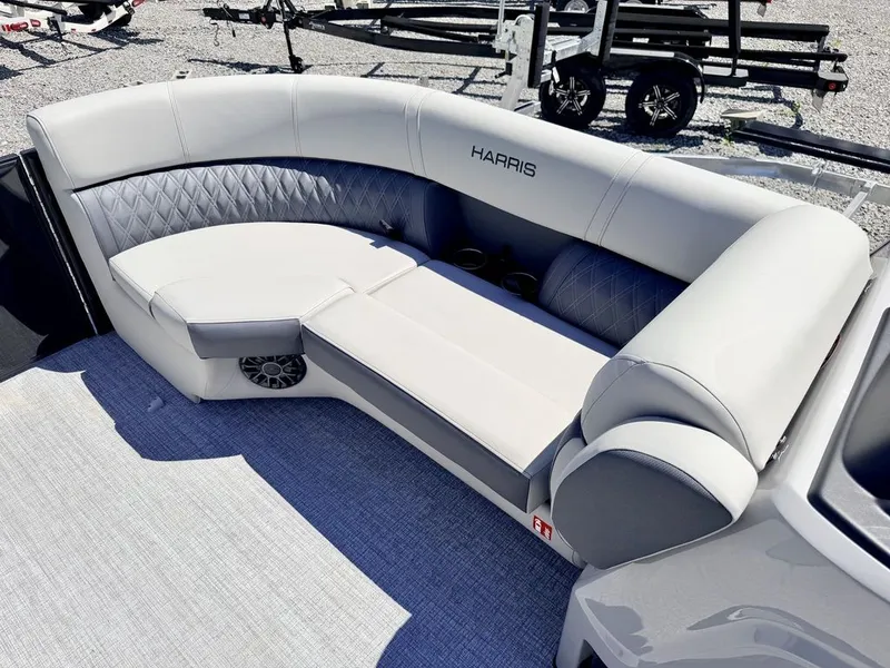 Slide: The Image of Harris Cruiser 210 CWDH 2026 - 29