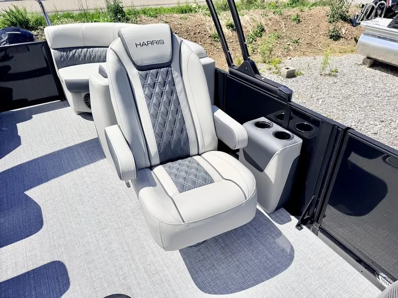 Slide: The Image of Harris Cruiser 210 CWDH 2026 - 40