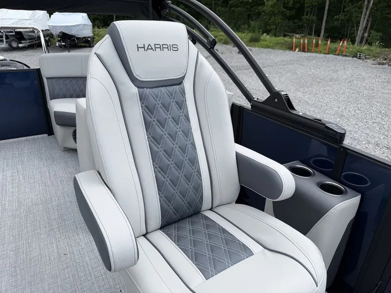 Slide: The Image of Harris Cruiser 210 CWDH 2026 - 23