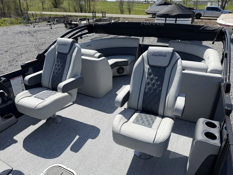Slide: The Image of Harris Cruiser 230 CWDH 2026 - 40