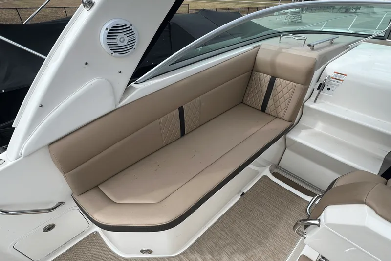 Slide: The Image of Sea Ray 260 SUNDANCER 2017 - 12