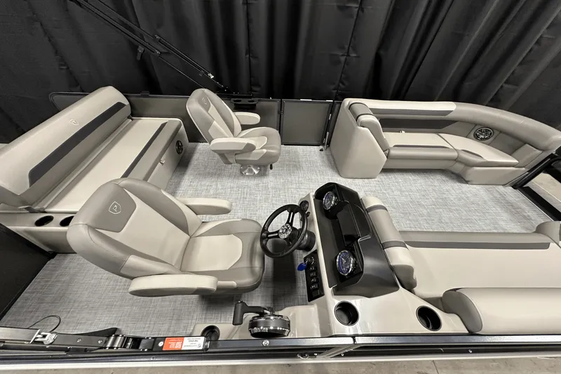 Slide: The Image of Premier 200 Sunscape 2025 - 11