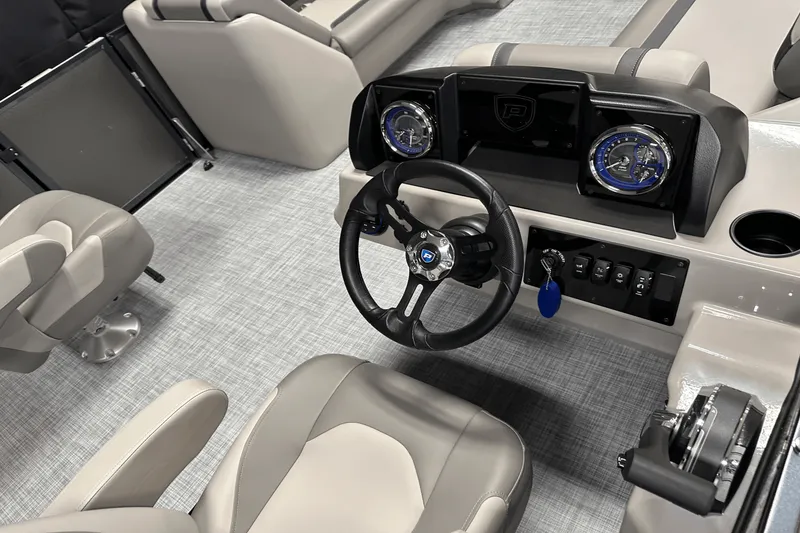 Slide: The Image of Premier 200 Sunscape 2025 - 14