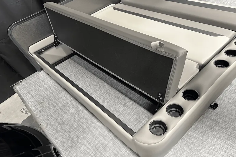 Slide: The Image of Premier 200 Sunscape 2025 - 29