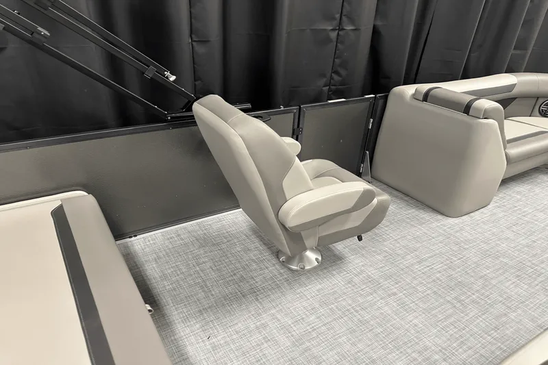 Slide: The Image of Premier 200 Sunscape 2025 - 39