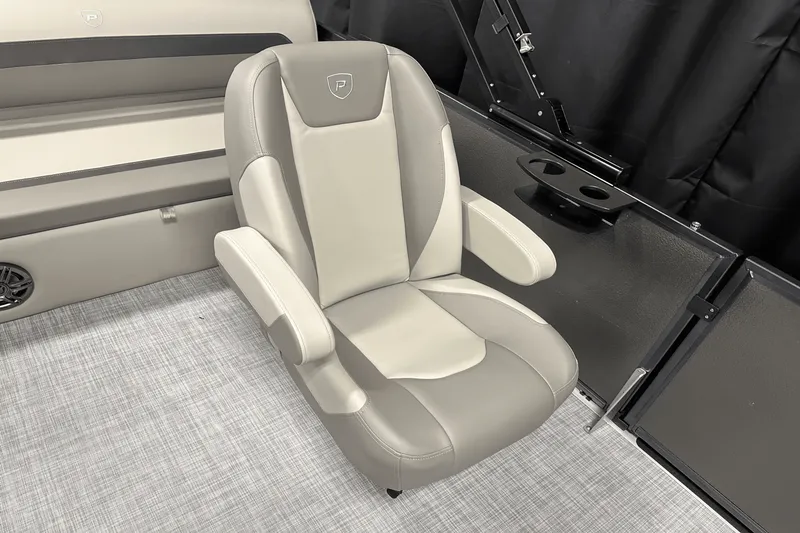 Slide: The Image of Premier 200 Sunscape 2025 - 40