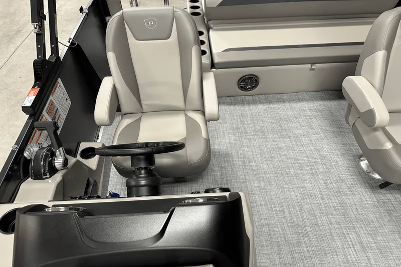 Slide: The Image of Premier 200 Sunscape 2025 - 45