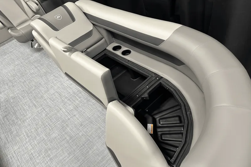 Slide: The Image of Premier 200 Sunscape 2025 - 66