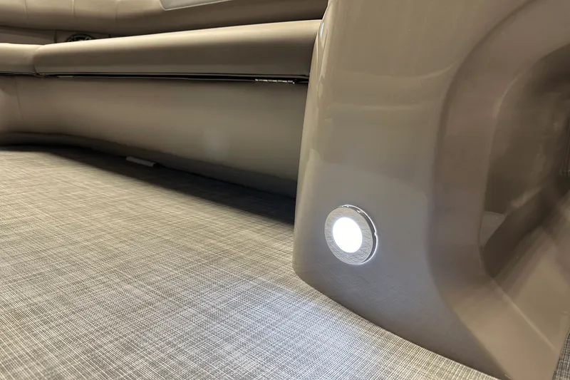 Slide: The Image of Premier 200 Sunscape 2025 - 83