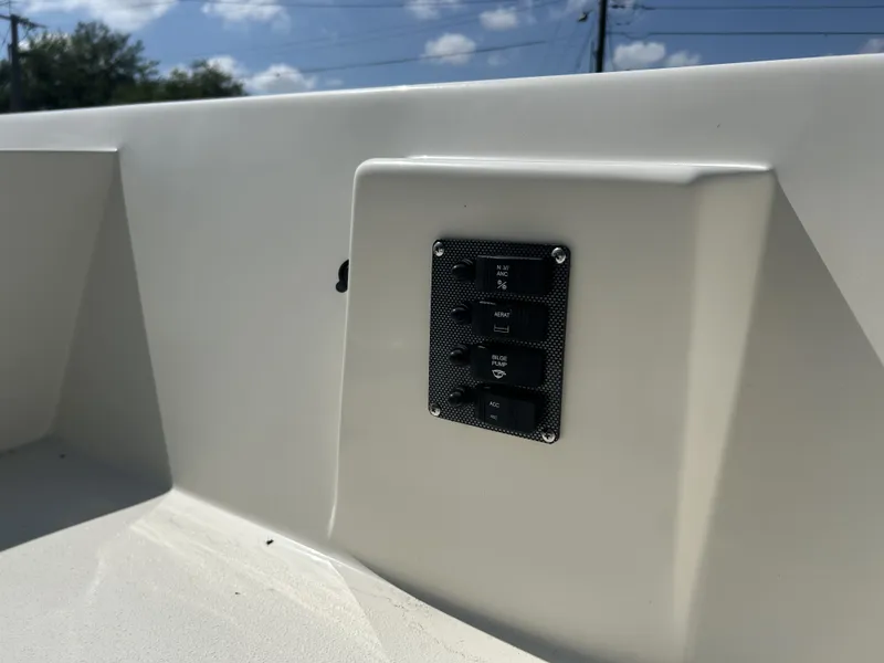 Slide: The Image of Salty Boats STUMPNOCKER 175 SKIFF TILLER 2025 - 5