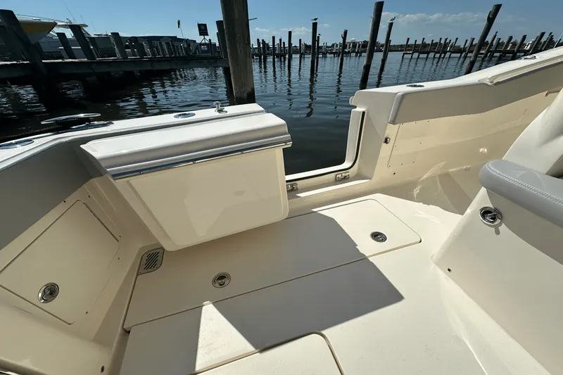 Slide: The Image of Scout 357 LXF 2025 - 14