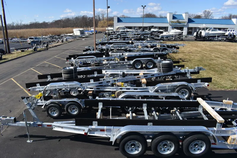 Slide: The Image of Venture Trailers Bunk 2026 - 4