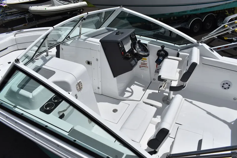 Slide: The Image of Blackfin 232 DC 2023 - 10