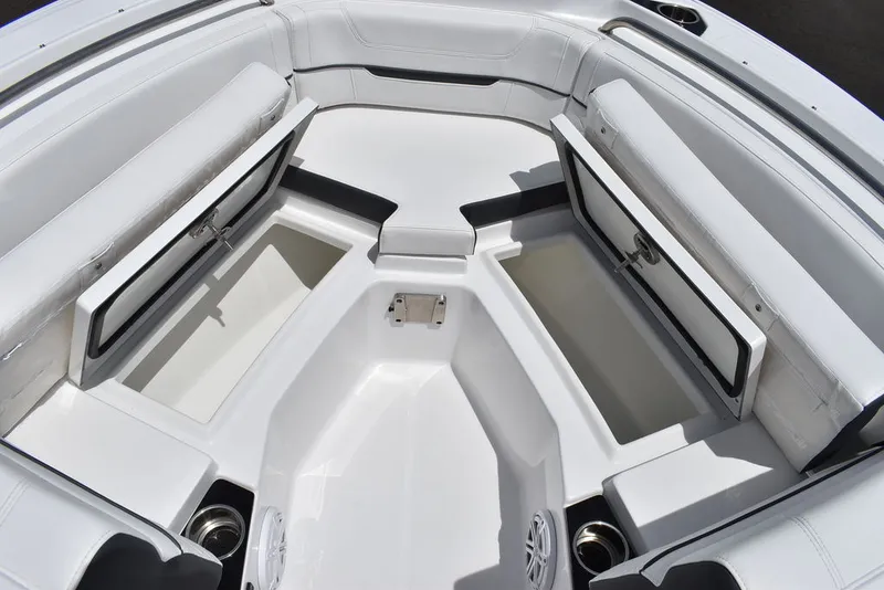 Slide: The Image of Blackfin 232 DC 2023 - 50