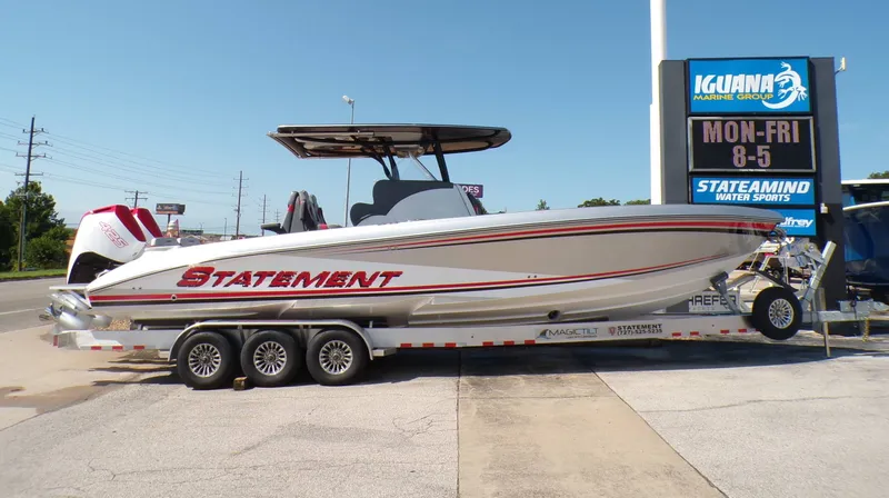 The Image of Statement 350 Open Center Console 2027 - 0
