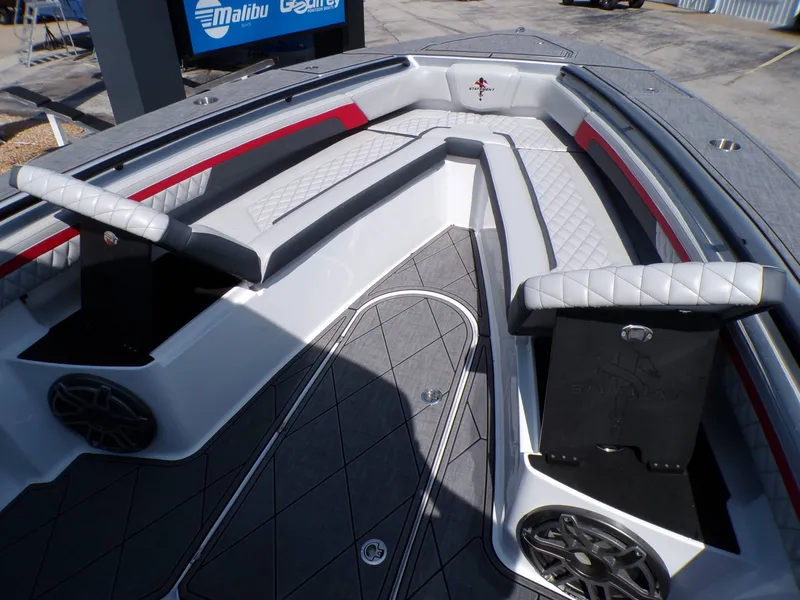 Slide: The Image of Statement 350 Open Center Console 2027 - 18