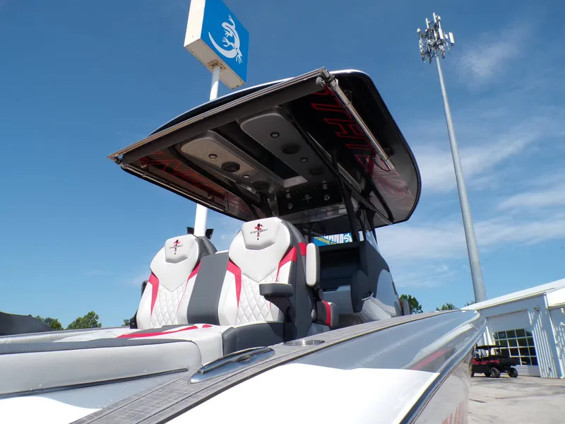 Slide: The Image of Statement 350 Open Center Console 2027 - 8