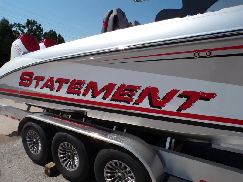 Slide: The Image of Statement 350 Open Center Console 2027 - 4