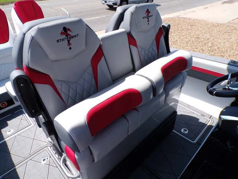 Slide: The Image of Statement 350 Open Center Console 2027 - 10