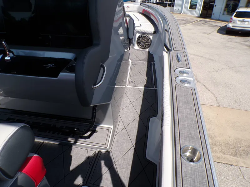 Slide: The Image of Statement 350 Open Center Console 2027 - 21