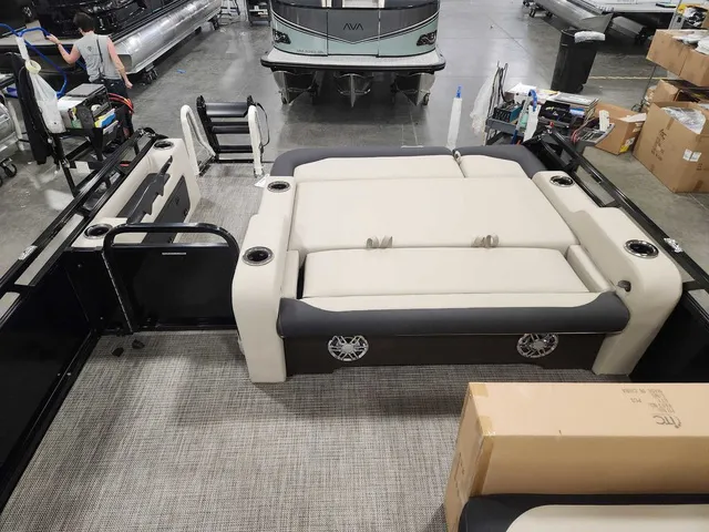 Slide: The Image of Avalon 2385 25 LSZ ENT 2026 - 21