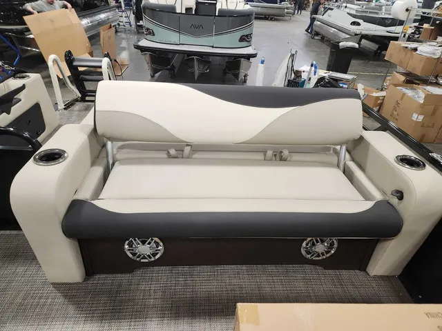 Slide: The Image of Avalon 2385 25 LSZ ENT 2026 - 24