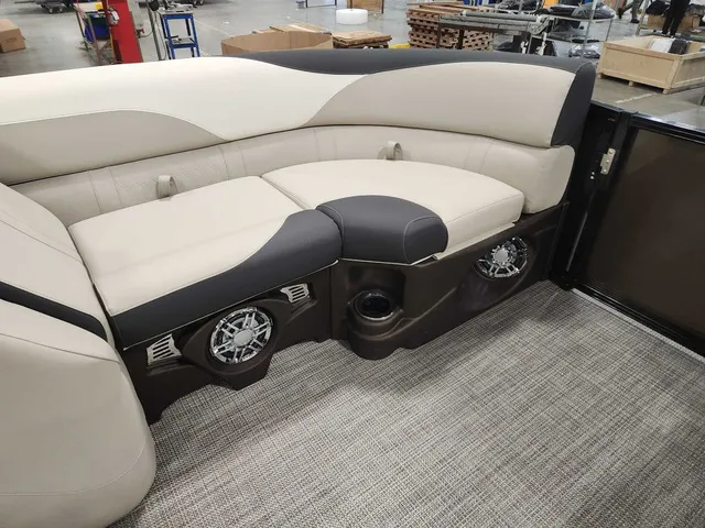 Slide: The Image of Avalon 2385 25 LSZ ENT 2026 - 25