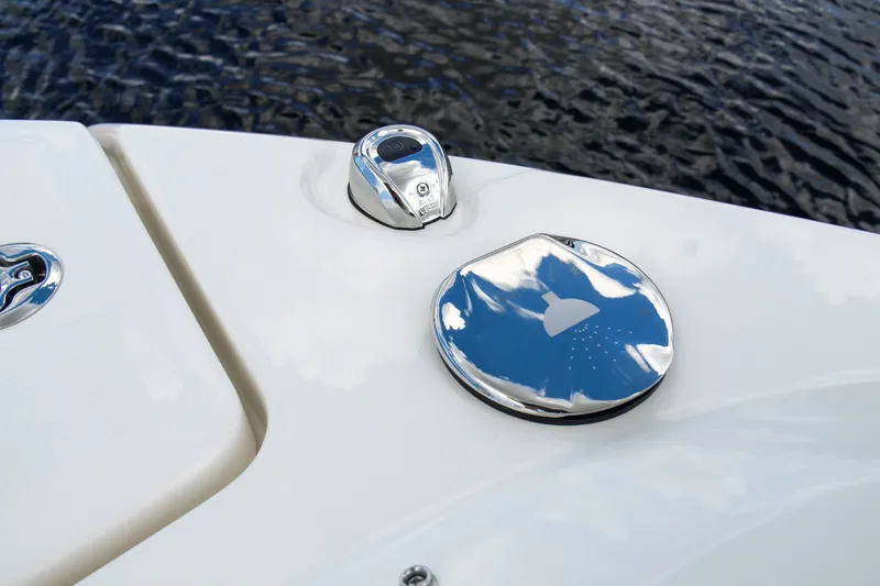 Slide: The Image of Sea Ray SLX 400 Outboard 2025 - 44