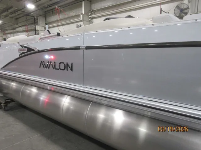 Slide: The Image of Avalon 2385 25 Catalina QL 2026 - 3