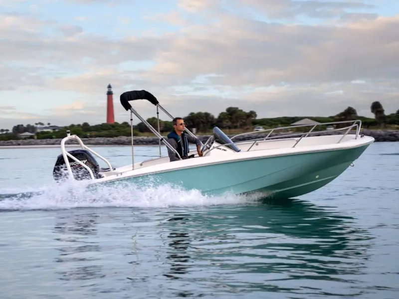 Slide: The Image of Boston Whaler 160 Super Sport 2027 - 0