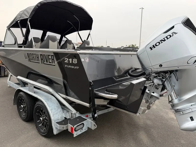The Image of North River 218 Pursuit 2026 - 0
