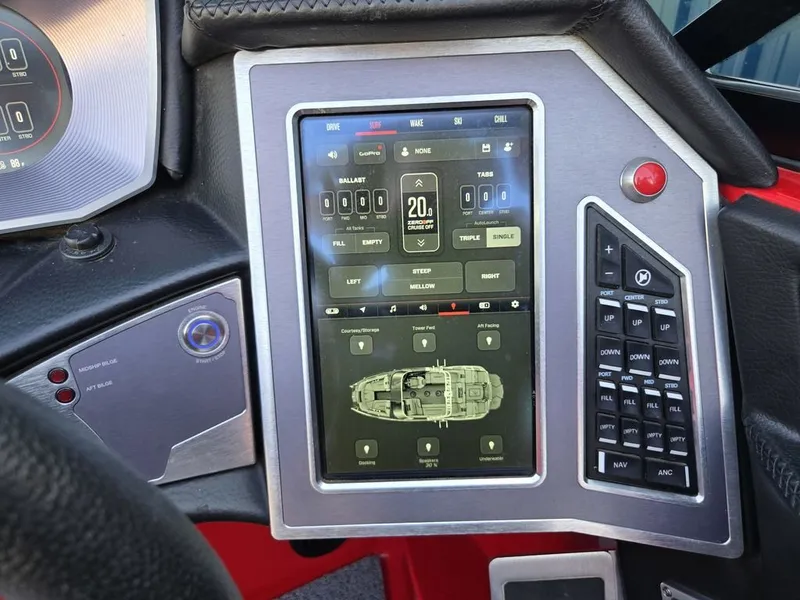 Slide: The Image of MasterCraft X24 2021 - 33