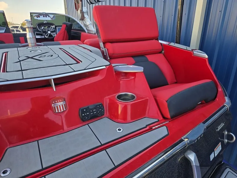 Slide: The Image of MasterCraft X24 2021 - 15