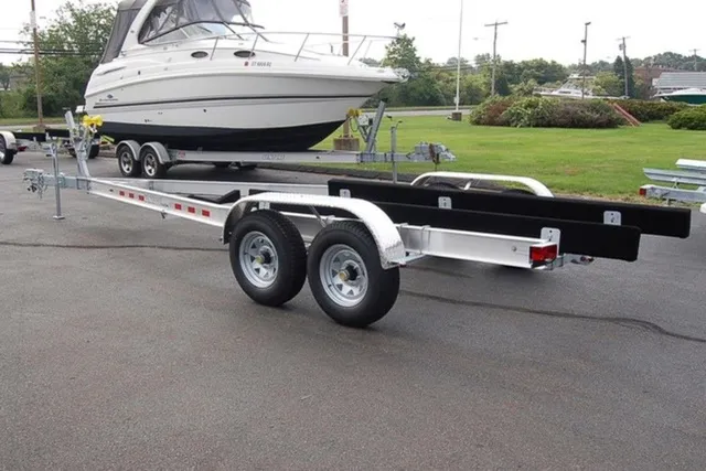 Slide: The Image of Venture Trailers Aluminum Tandem Axle Bunks VATB-6425 2024 - 16