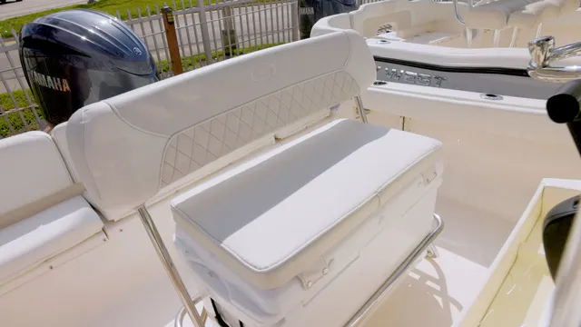 Slide: The Image of Key West Boats 189 FS 2026 - 7
