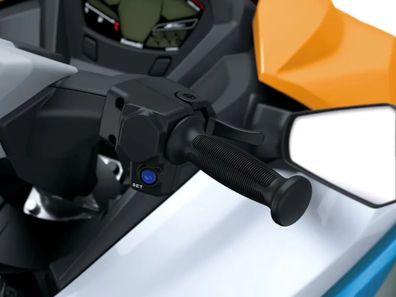 Slide: The Image of Kawasaki Jet Ski® ST® 160 2027 - 7